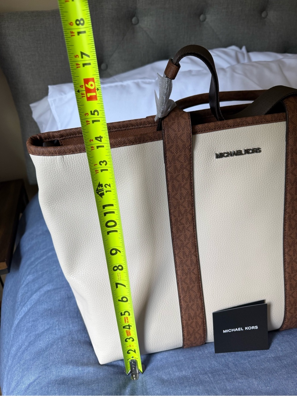 Michael Kors Cream Tote with Brown Trim - Picture 4 of 7